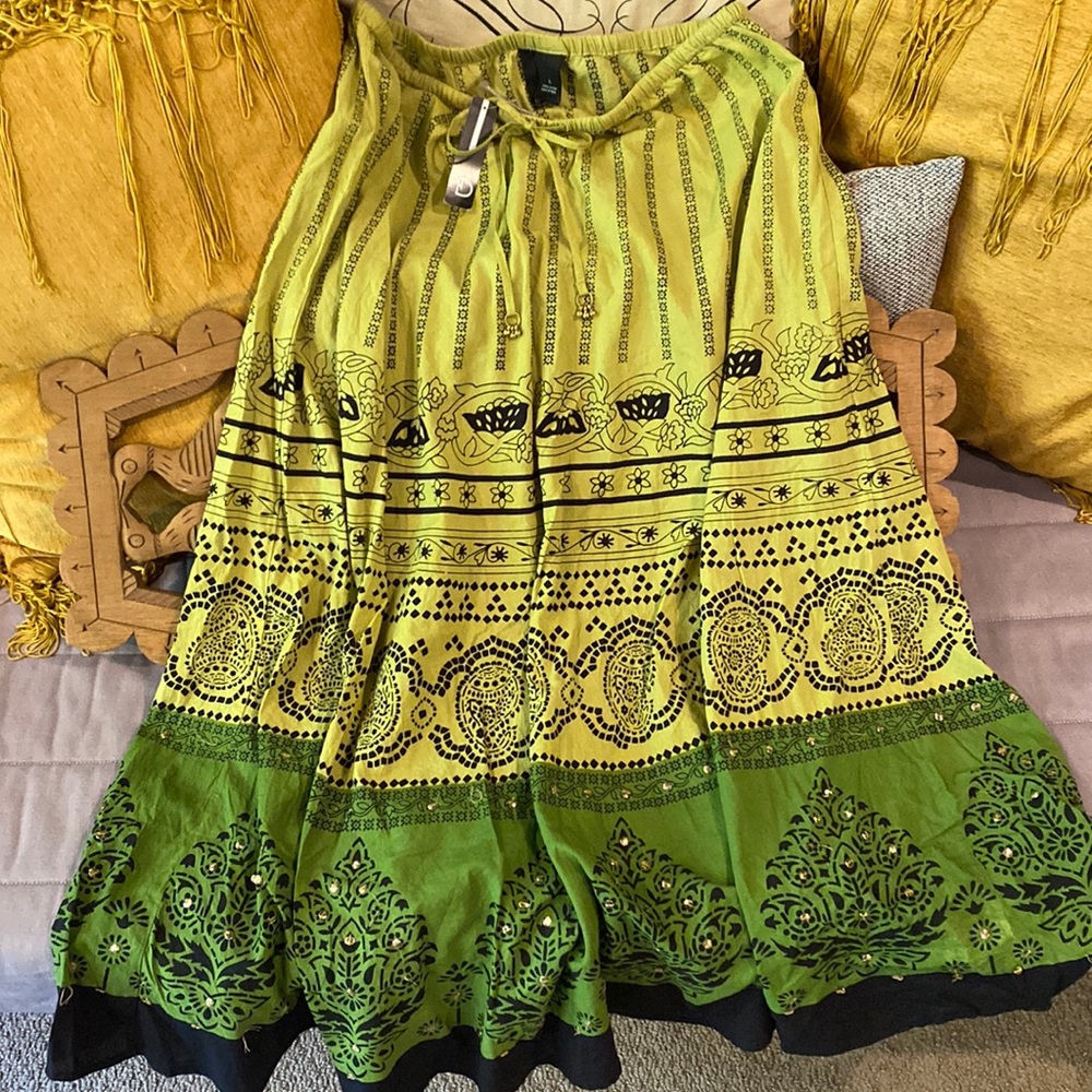 Embellished Boho Skirt 💚